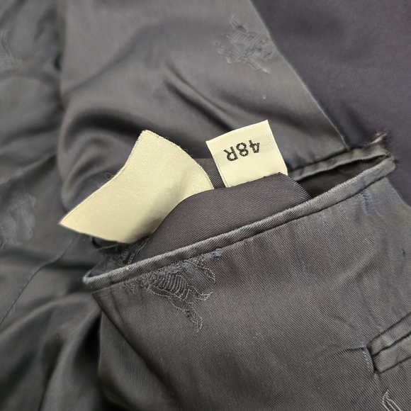 🔥🔥🔥Burberry Dark Blue Blazer🔥🔥🔥 - Picture 16 of 16